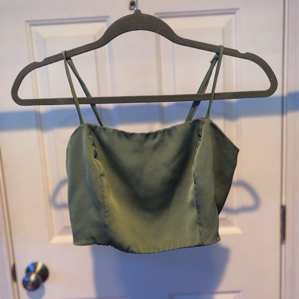 🔴Kendall & Kylie Olive Satin Cropped Tank Top